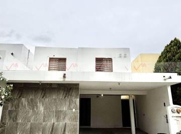 Casa · 100m² · 3 Recámaras · 1 Estacionamiento · Casa en Venta en García