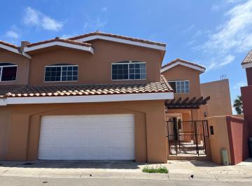 Casa · 252m² · 5 Recámaras · 2 Estacionamientos · Casa en Venta en La Perla Residencial, Playas de Tijuana - (4)