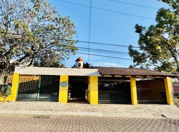 Casa · 550m² · 4 Recámaras · 4 Estacionamientos · Hermosa Casa en Venta – con Vista Al Campo de Golf - (4)