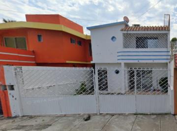 Casa de 3 habitaciones, Veracruz · Venta de Casa en Veracruz Floresta Av Paseo Floresta