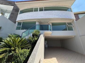 9a58e533f74d6633a7146d67ad87b0494a6615a1aad982ad62160a52b123e55a · Casa de Lujo en Lomas Verdes 6ta Sección | 500 m² | Jardín + 4 Autos