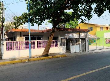 Casa de 3 habitaciones, Boca del Río · Venta | Casa 1 Nivel a Dos Cuadras de Playa Col Luis Echeverria Boca del Rio