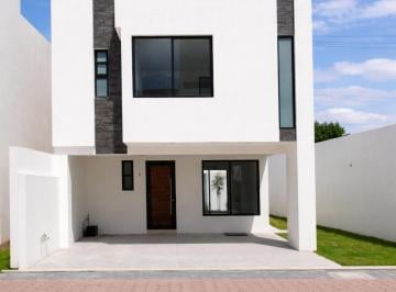 Casa de 3 habitaciones, ApetatitlAn de Antonio Carvajal · Casas en Preventa