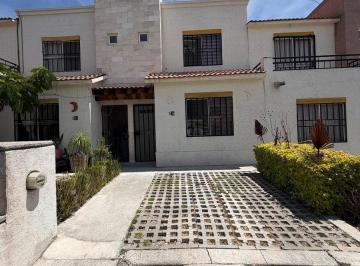 Casa · 3 Recámaras · 1 Estacionamiento · Casa en Stanza