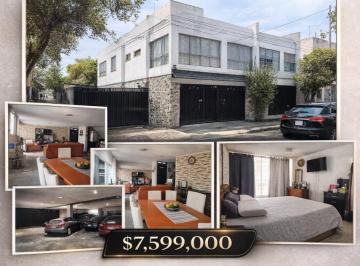 Casa de 6 habitaciones, Venustiano Carranza · Excelente Casa en Venta en Colonia Jardin Balbuena