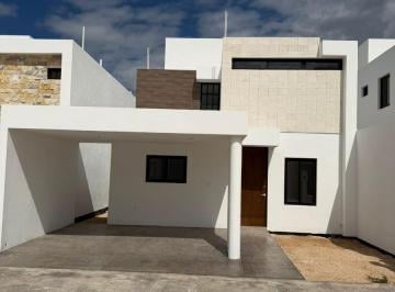 Casa · 186m² · 3 Recámaras · 2 Estacionamientos · En Temozón Norte, Merida Yucatan