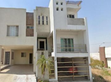Casa de 3 habitaciones, Monterrey · ¡Oportunidad! Casa en Cumbres Elite, Monterrey: La Zona de Mayor Plusvalía, Seguridad