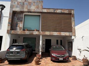 Casa en condominio en Venta de 3 habitaciones Milenio III · Casa en Venta Dentro de Condominio con Amenidades, Milenio III, Qro