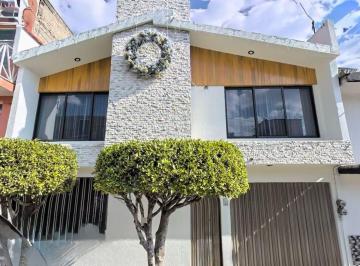 Casa de 4 habitaciones, Nezahualcóyotl · Casa en Venta en Vicente Villada Oriente, Nezahualcóyotl, Edo. Méx.