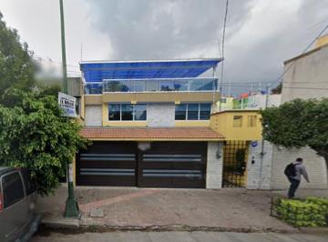 Casa de 4 habitaciones, Venustiano Carranza · Venta de Casa en Jardin Balbuena Venustiano Carranza Cdmx.