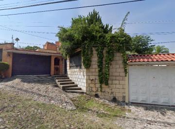 Casa de 5 habitaciones, Corregidora · Casa en Venta en Colinas del Bosque II