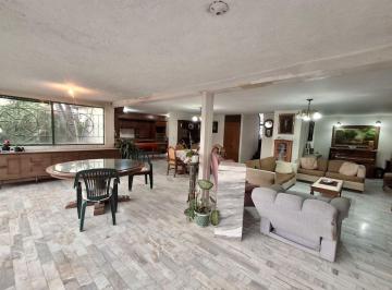 Casa de 6 habitaciones, Cuernavaca · Casa en Venta con Alberca en Fraccionamiento Los Faroles Ideal Para Remodelar