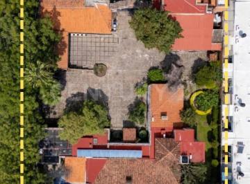 Casa · 998m² · 4 Recámaras · 14 Estacionamientos · Casa en Venta en Colonia Seattle, Zapopan