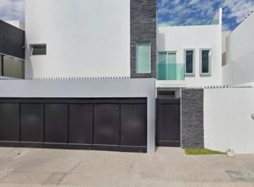 Casa de 4 habitaciones, San Luis Potosí · Venta de Casa en Lomas del Tecnológico