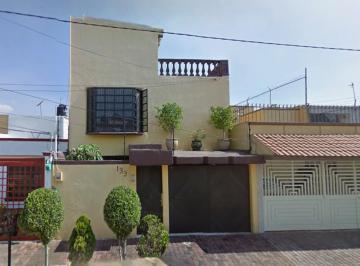Casa de 3 habitaciones, Tlalnepantla de Baz · Casa en Venta en Valle Dorado