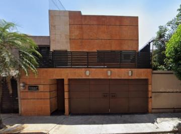 Casa de 4 habitaciones, Coyoacán · Venta de Casa en Paseos de Taxqueña Coyoacan Ciudad de Mexico
