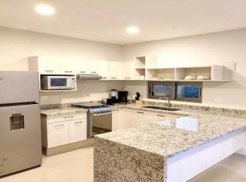una cocina integral en luxia residencial playa del carmen · Departamento 3 Recámaras en Renta en Luxia Residencial Playa del Carmen