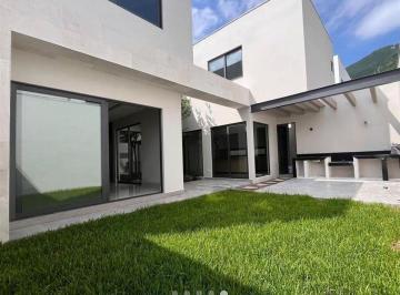 1e279511ca30f309a8fa5e6c28471ecdabbd9c087e88fd019b87e309cc6581c9 · Residencia de Lujo en Venta