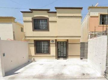 Casa de 3 habitaciones, Santa Catarina · Hermosa Casa de Venta en Nuevo Leon