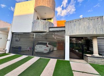 Casa de 4 habitaciones, León · Casa en Venta – Campo de Golf Los Naranjos