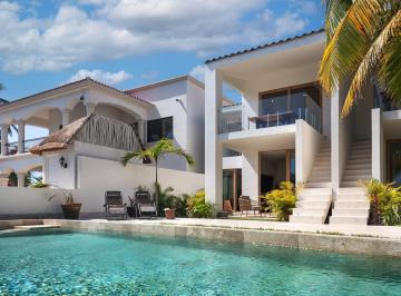 Departamento · 184m² · 3 Recámaras · 1 Estacionamiento · Departamento 3 Bd Frente a Laguna en Puerto Aventuras