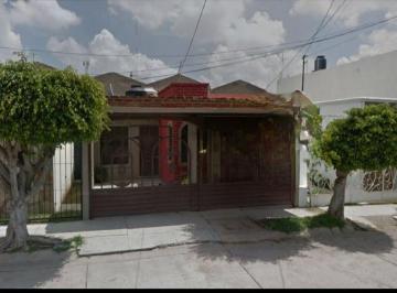 Casa de 3 habitaciones, León · Casa con 130 m² Superficie de Terreno y 3 Recámaras en Venta, Hacienda Las Mandarinas, Guanajuato