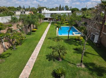 Casa , Ayala · Jardín Para Eventos con Alberca Amplio Jardín y Cocina Equipada