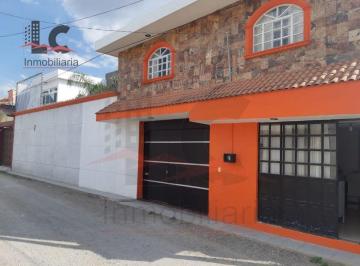 Casa de 3 habitaciones, Puebla · Casa en Venta, Santa Maria Xonacatepec