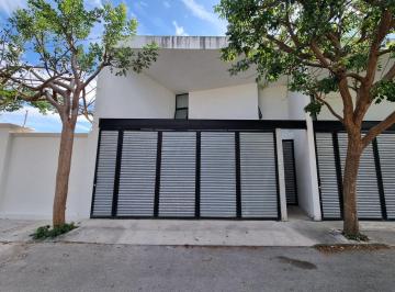 Villa · 120m² · 2 Estacionamientos · Villa en Renta