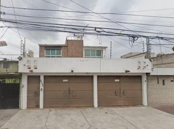 Casa de 4 habitaciones, Gustavo A. Madero · Venta de Casa en Av 519 San Juan de Aragon Cdmx