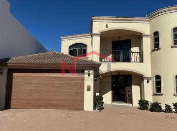 Foto principal · Se Vende Casa en Royal Golf Club San Carlos.