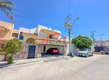 Foto principal · Casa en Venta en Cerrada del Carmen Col. Mision del Sol
