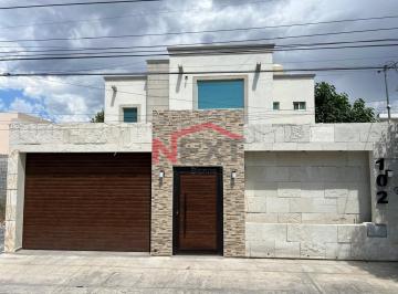 Foto principal · Casa en Venta en Fracc. del Valle, Ramos Arizpe!? 229.78 m² de Construcción? 199.50 m² de Te