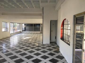 Local comercial · 140m² · Local - Barrio San Matías