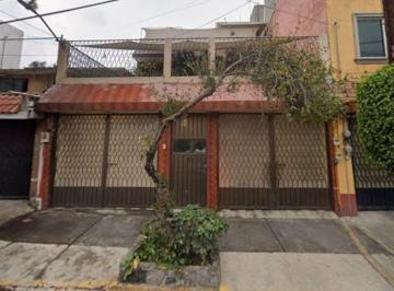 Casa de 5 habitaciones, Alvaro Obregón · Casa en Venta en Rosa Amarilla 155, Molino de Rosas, Álvaro Obregón, Ciudad de México, Cdmx