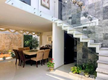 Casa de 3 habitaciones, Atizapán de Zaragoza · Casa en Venta en Las Alamedas con Doble Seguridad.