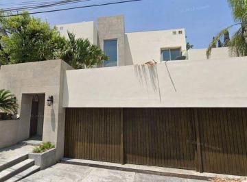 Casa de 4 habitaciones, San Pedro Garza García · Hermosa Casa de Venta en Nuevo Leon