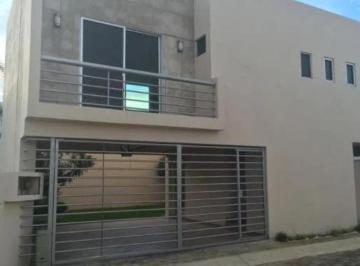 Casa de 3 habitaciones, San Pedro Cholula · Casa con 200 m² Superficie de Terreno y 3 Habitaciones en Venta, Villa Zerezotla. Cholula Puebla