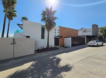 Casa de 3 habitaciones, León · Casa en Venta en Porta Fontana, León, Gto.