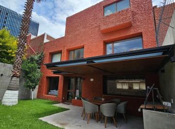 Casa de 4 habitaciones, Alvaro Obregón · Casa Remodelada en Venta en Tlacopac