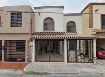 Casa de 3 habitaciones, San Nicolás de los Garza · Venta Casa Hda. Los Morales 3er. Sector San Nicolas de Los Garza N. L.