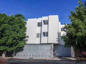 Departamento de 2 habitaciones, San Luis Potosí · Loft en Planta Baja a Unos m del Parque de Tequis