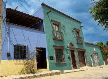 fa6747c50e8bc9dc5ce321a079db28fc69d42fa9bd71472d61eb773cc401d568 · Casa en Venta en San Miguel de Allende, Cerca del Centro con Patio y Terraza
