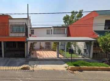 Casa de 3 habitaciones, Tlalnepantla de Baz · Venta de Casa en Profesa, Habit. Valle de Santa Monica, 54057 Tlalnepantla, Estado de México
