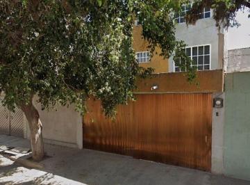 Casa de 5 habitaciones, Ecatepec de Morelos · Venta de Casa en Puerto Vallarta, Jardines de Casa Nueva, Ecatepec de Morelos, Estado de México