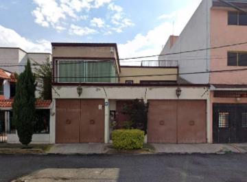 Casa de 4 habitaciones, Naucalpan de Juárez · Venta de Casa en Valle de Solis, El Mirador, 53050 Naucalpan de Juárez, Estado de México