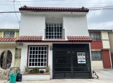 Casa · 164m² · 3 Recámaras · 1 Estacionamiento · Mmc Casa en Renta en Hacienda Las Palmas en Apodaca en Nuevo Leon