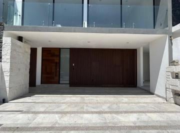 Casa · 262m² · 1 Recámara · 2 Estacionamientos · Mayorazgo Sofia - (4)