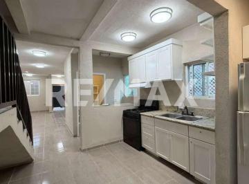 Casa · 175m² · 3 Recámaras · 2 Estacionamientos · Oportunidad de Inversión: Casa de 3 Recámaras con Terraza y Jardín Trasero - (4)