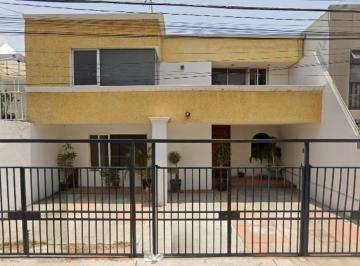 Casa de 4 habitaciones, Querétaro · Venta de Casa en Queretaro San Javier Ing Manuel Herrera